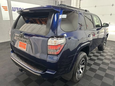 Used 2022 Toyota 4Runner TRD Off-Road Premium image 9