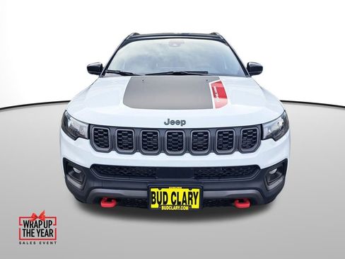 New 2026 Jeep Compass Trailhawk image 9