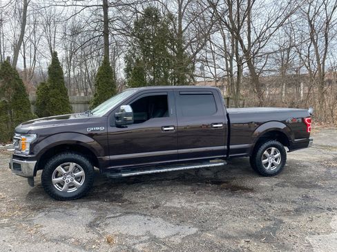 Used 2019 Ford F150 XLT w/ Equipment Group 302A Luxury image 2