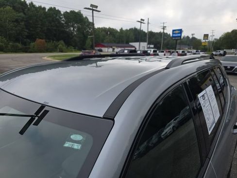 Used 2026 GMC Acadia AT4 w/ Super Cruise Package AWD/4WD image 10