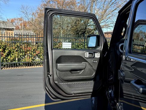 New 2026 Jeep Gladiator Sport image 11