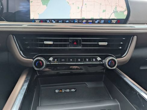 Used 2025 Chevrolet Tahoe High Country w/ Sun And Tow Package AWD/4WD image 15
