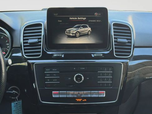 Used 2017 Mercedes-Benz GLE 350 4MATIC image 23
