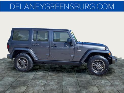 Used 2016 Jeep Wrangler Unlimited Sahara AWD/4WD image 2