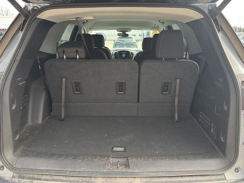 Used 2019 Chevrolet Traverse LT w/ LPO, Floor Liner Package image 15
