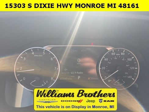 Used 2024 Nissan Rogue SV image 15