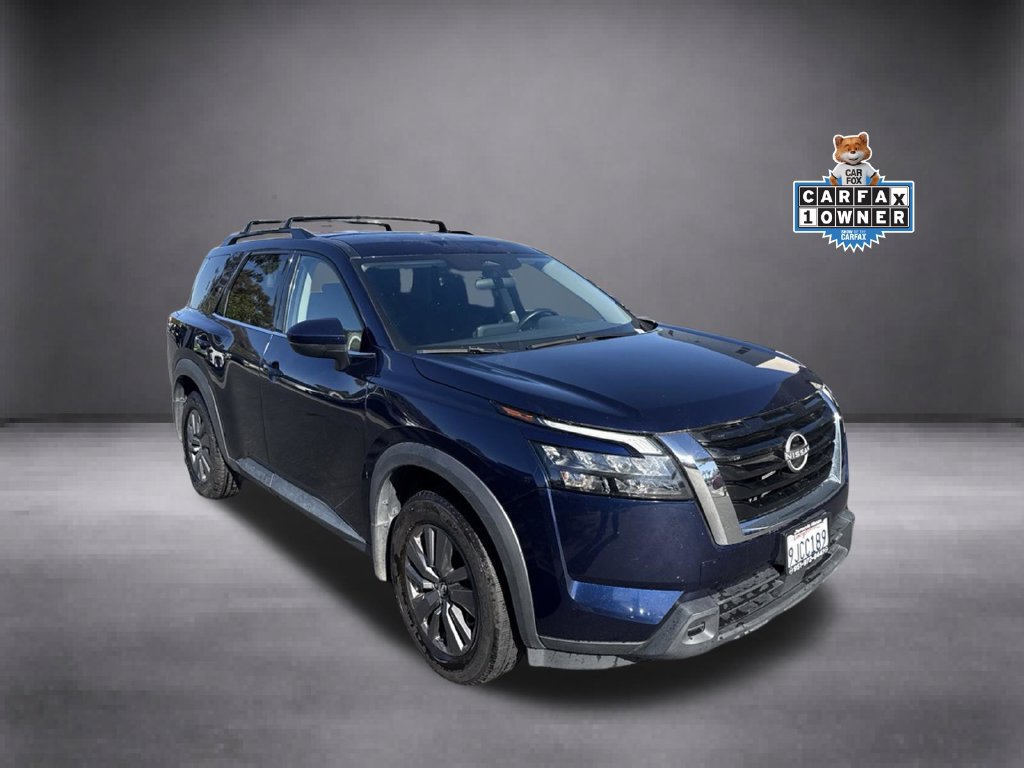 Used 2024 Nissan Pathfinder SV w/ Cargo Package FWD image 2