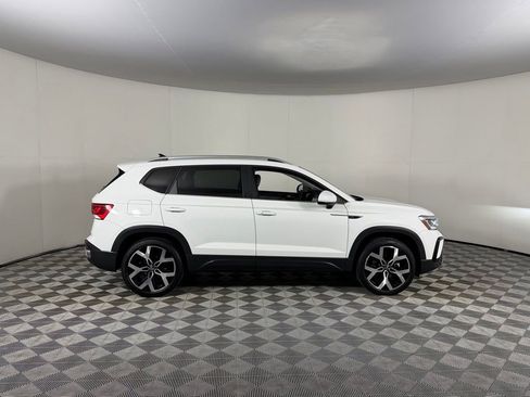 Used 2023 Volkswagen Taos SEL AWD/4WD image 7