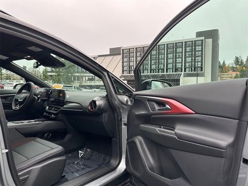 New 2026 Chevrolet Equinox EV RS image 11