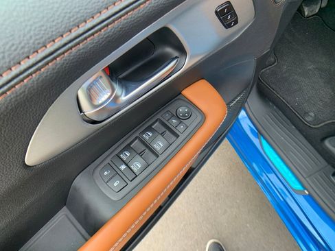 New 2026 Chrysler Pacifica Pinnacle image 12