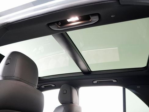 Certified 2025 Mercedes-Benz GLE 450 GLE 450 image 14