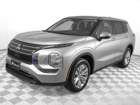 New 2026 Mitsubishi Outlander ES AWD/4WD image 5