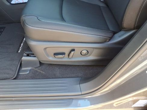 New 2026 Nissan Pathfinder SL AWD/4WD image 7