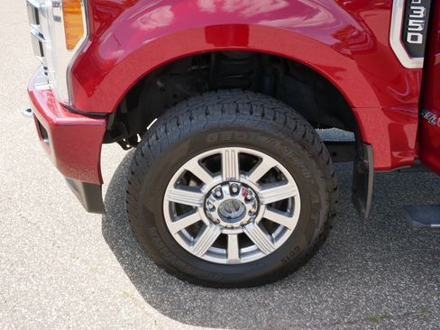 Used 2019 Ford F350 Limited w/ FX4 Off-Road Package AWD/4WD image 15