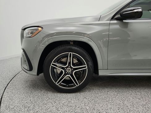 Certified 2024 Mercedes-Benz GLS 450 4MATIC image 22
