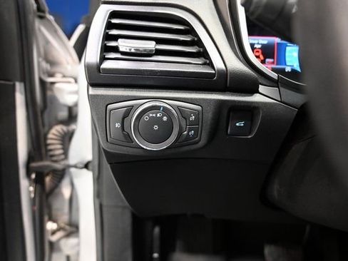 Used 2019 Ford Fusion Titanium image 25