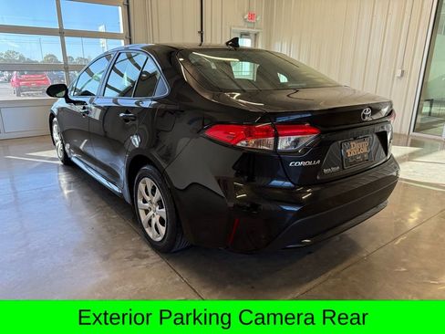 Used 2021 Toyota Corolla LE image 8