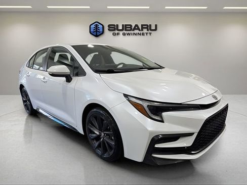 Used 2023 Toyota Corolla SE image 7