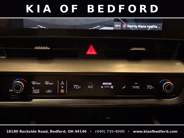 Certified 2025 Kia Sportage EX AWD/4WD image 22