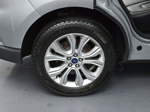 Used 2022 Ford Edge Titanium AWD/4WD image 38
