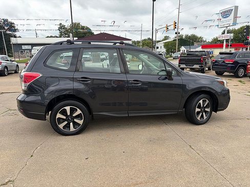 Used 2018 Subaru Forester 2.5i w/ Alloy Wheel Package AWD/4WD image 7
