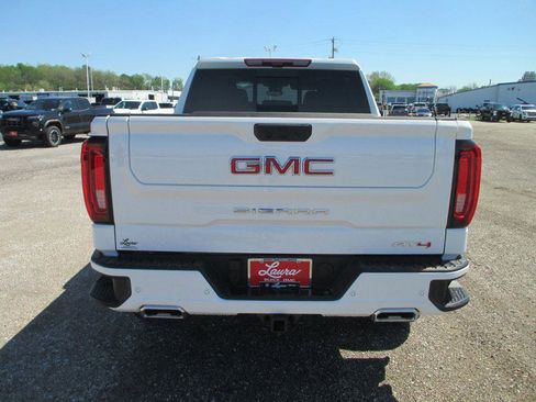 New 2026 GMC Sierra 1500 AT4 w/ AT4 Premium Package AWD/4WD image 6