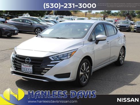 Used 2025 Nissan Versa SV w/ Trunk Package FWD image 3