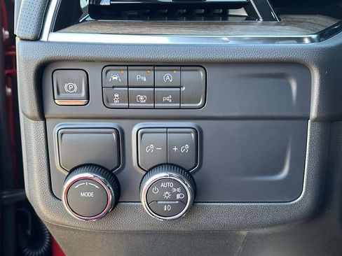 New 2026 Chevrolet Suburban High Country RWD image 21