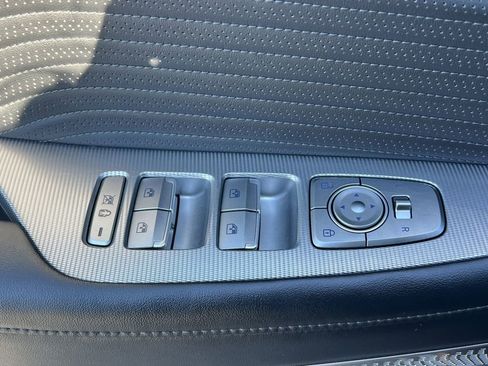 Used 2024 Hyundai Palisade Calligraphy image 19