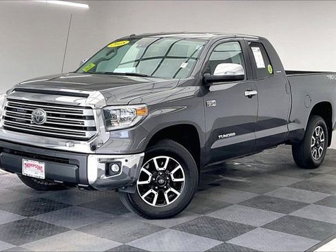 Used 2018 Toyota Tundra Limited w/ Limited Premium Package AWD/4WD image 12