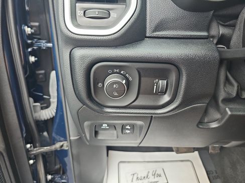Used 2021 RAM 1500 Big Horn AWD/4WD image 30