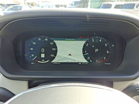 Certified 2026 Land Rover Discovery S AWD/4WD image 20