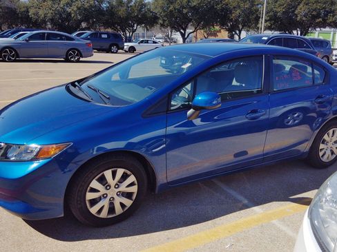 Used 2012 Honda Civic LX image 10