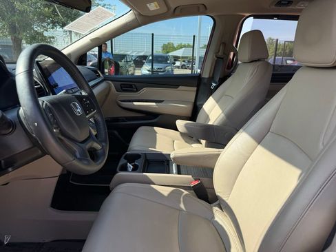 Used 2024 Honda Odyssey EX-L image 15