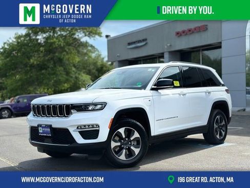 Used 2023 Jeep Grand Cherokee 4WD 4xe image 1