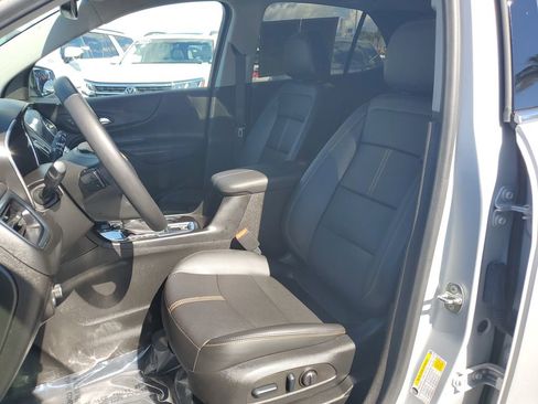 Used 2022 Chevrolet Equinox Premier image 18