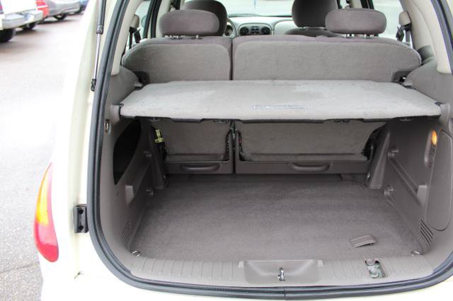Used 2005 Chrysler PT Cruiser Touring FWD image 15