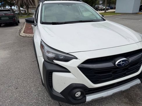 Used 2025 Subaru Outback Limited AWD/4WD image 15