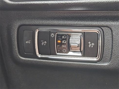 Certified 2023 Lincoln Corsair FWD w/ Equipment Group 101A image 22