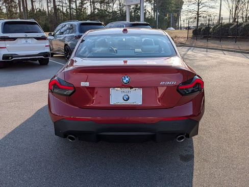 Used 2025 BMW 230i Coupe w/ M Sport Package image 4
