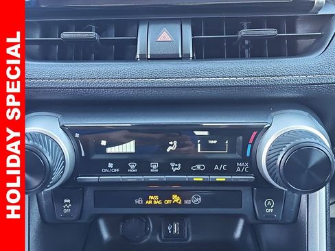 Used 2024 Toyota RAV4 LE image 20