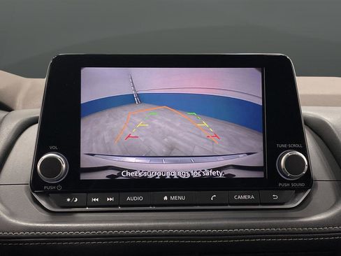 Used 2023 Nissan Rogue SV w/ SV Premium B Package image 10