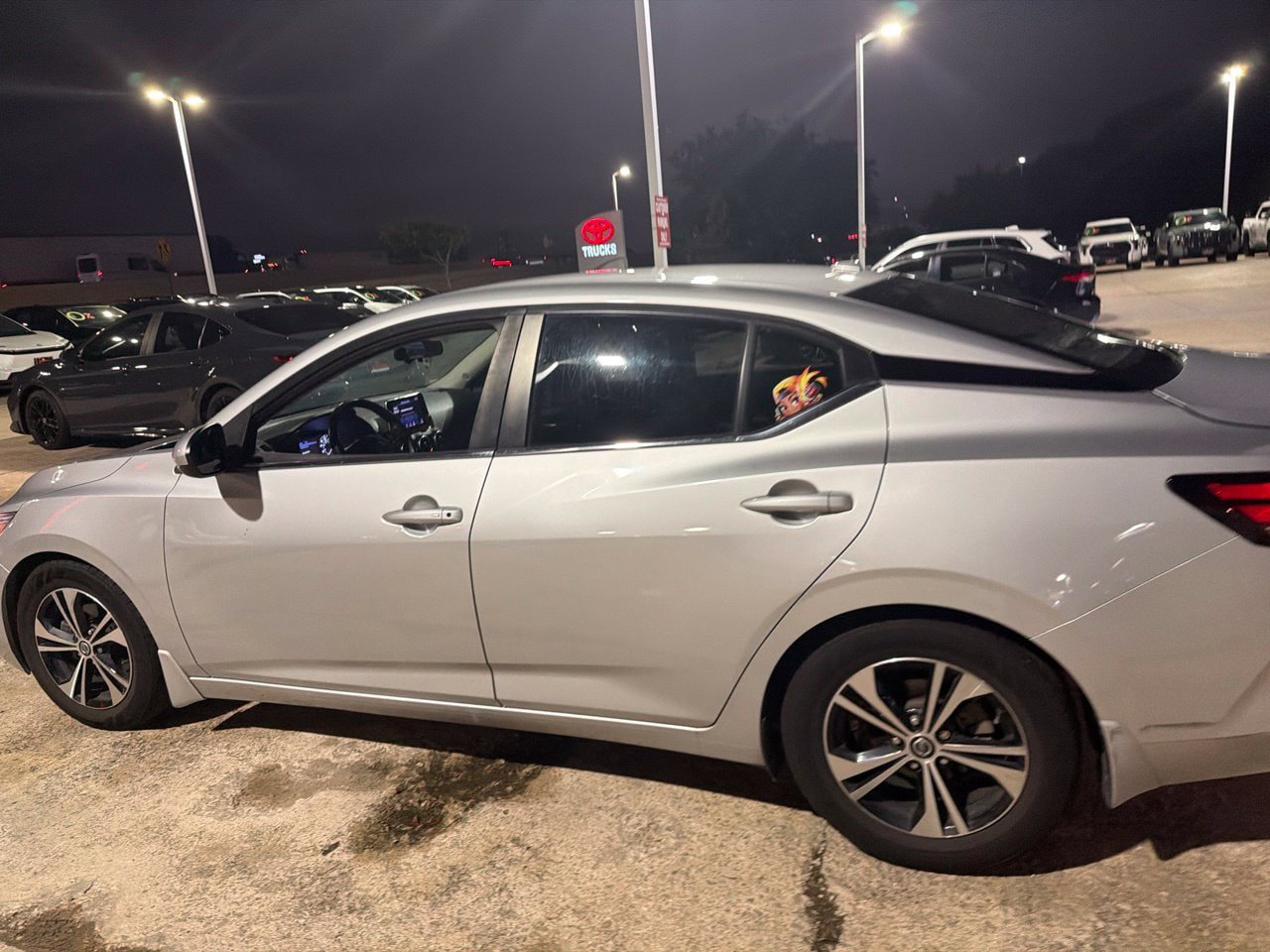 Used 2021 Nissan Sentra SV FWD image 8