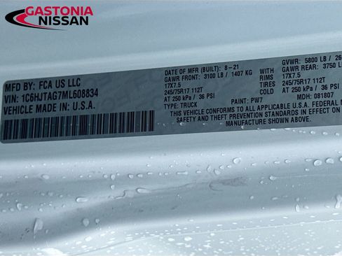 Used 2021 Jeep Gladiator Willys image 39