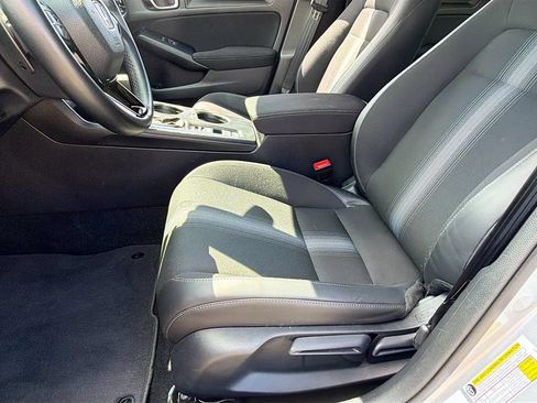 Used 2025 Honda Civic Sport image 27