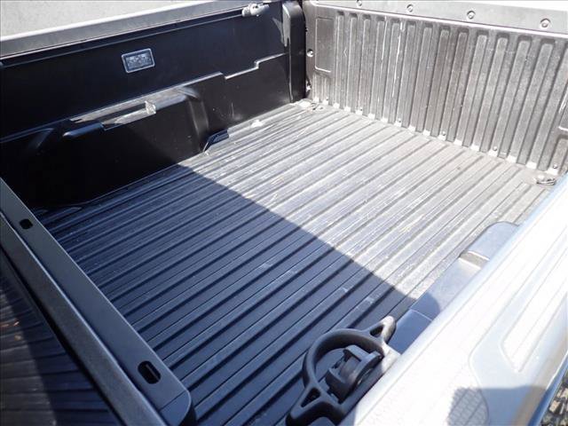 Certified 2025 Toyota Tacoma SR5 AWD/4WD image 8