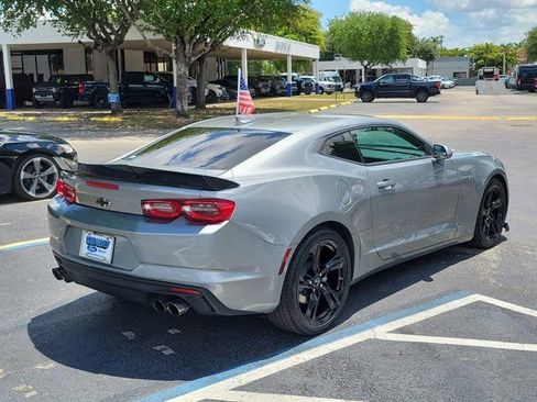 Used 2023 Chevrolet Camaro LT RWD image 6