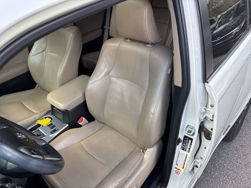 Used 2015 Toyota 4Runner Limited image 3