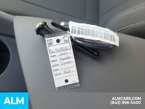 Certified 2025 Hyundai Elantra Sport image 28