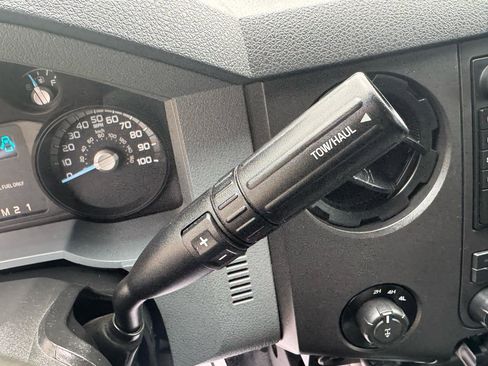 Used 2015 Ford F250 XL w/ Power Equipment Group image 26